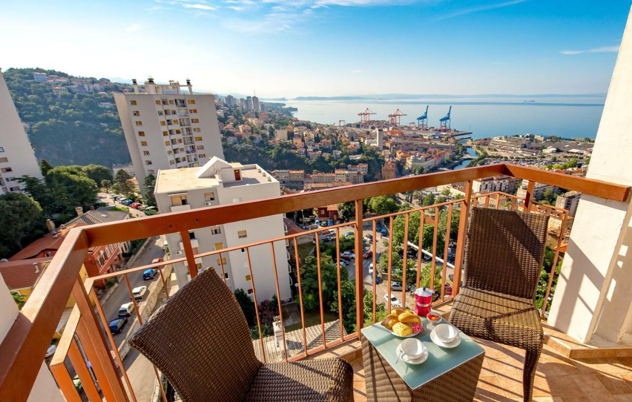 Apartment City View Rijeka Exteriör bild